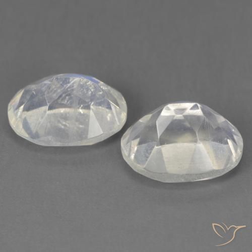Gemme di Pietra di luna arcobaleno Bianco bluastro naturale da 3.87 ct, Ovale, Trasparente