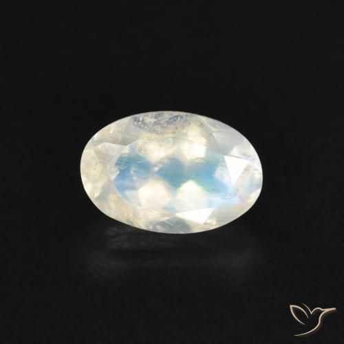 0.54ct Naturale Bianco bluastro Pietra di luna arcobaleno, Ovale, Trasparente