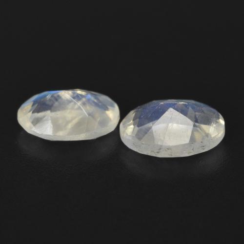 Gemme di Pietra di luna arcobaleno Bianco bluastro naturale da 1.35 ct, Ovale, Trasparente