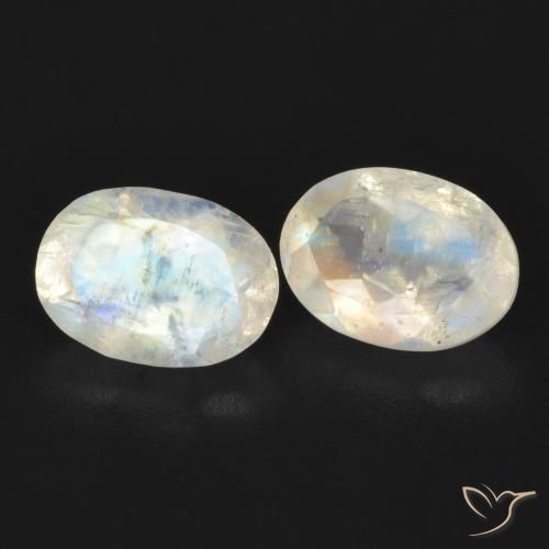 Gemme di Pietra di luna arcobaleno Bianco bluastro naturale da 1.67 ct, Ovale, Trasparente