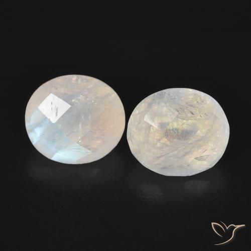 2.37ctw Naturale Bianco bluastro Pietra di luna arcobaleno, Ovale, Traslucido