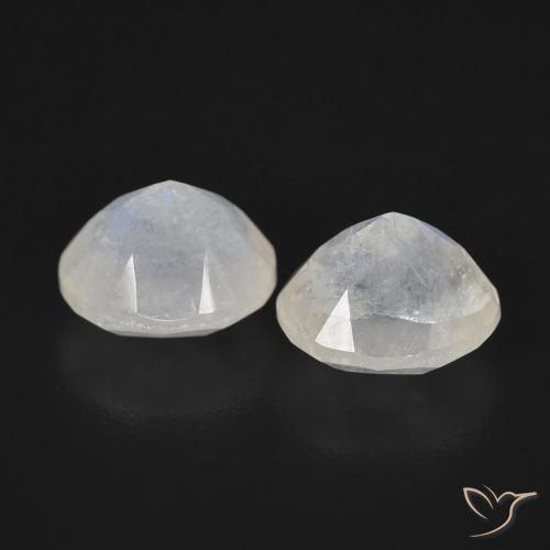 Gemme di Pietra di luna arcobaleno Bianco bluastro naturale da 2.37 ct, Ovale, Traslucido