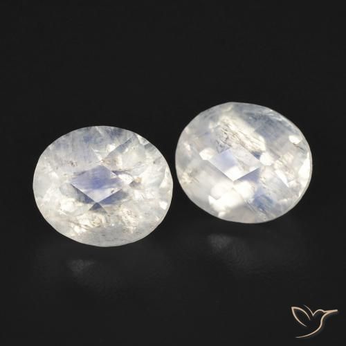 Gemme di Pietra di luna arcobaleno Bianco bluastro naturale da 2.41 ct, Ovale, Trasparente
