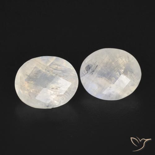 Gemme di Pietra di luna arcobaleno Bianco bluastro naturale da 1.91 ct, Ovale, Trasparente