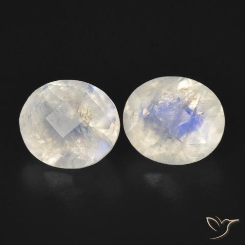 Gemme di Pietra di luna arcobaleno Bianco bluastro naturale da 2.44 ct, Ovale, Trasparente