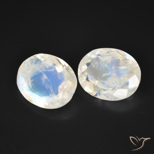 Gemme di Pietra di luna arcobaleno Bianco bluastro naturale da 5.65 ct, Ovale, Trasparente
