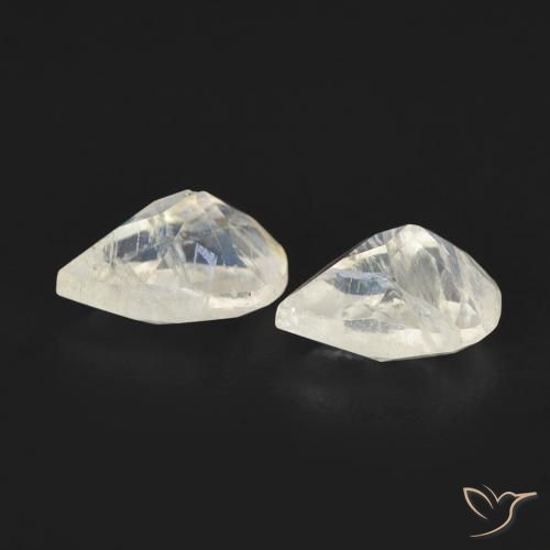 Gemme di Pietra di luna arcobaleno Bianco bluastro naturale da 0.88 ct, Forma a pera, Trasparente