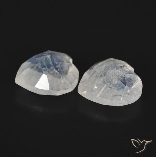 Gemme di Pietra di luna arcobaleno Bianco bluastro naturale da 1.34 ct, Cuore, Trasparente