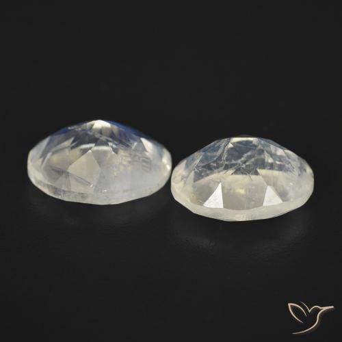 Gemme di Pietra di luna arcobaleno Bianco bluastro naturale da 3.48 ct, Ovale, Trasparente