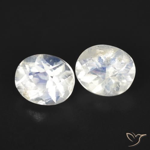 Gemme di Pietra di luna arcobaleno Bianco bluastro naturale da 2.24 ct, Ovale, Trasparente