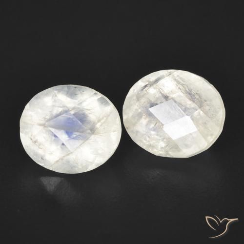 Gemme di Pietra di luna arcobaleno Bianco bluastro naturale da 2.39 ct, Ovale, Trasparente