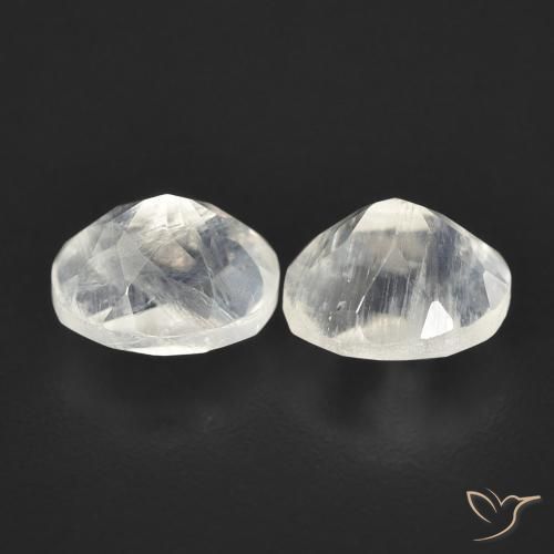 Gemme di Pietra di luna arcobaleno Bianco bluastro naturale da 2.36 ct, Ovale, Trasparente