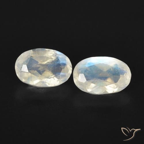 0.91ctw Naturale Bianco bluastro Pietra di luna arcobaleno, Ovale, Trasparente