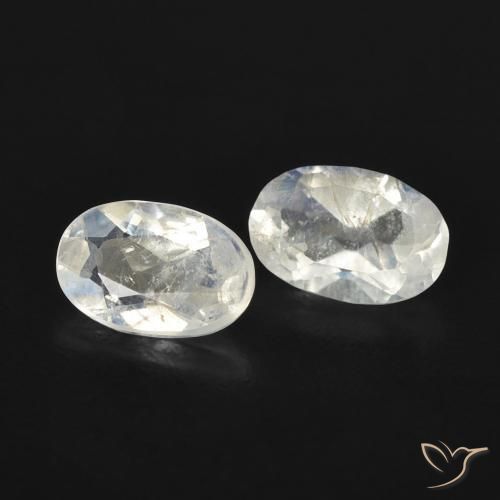 Gemme di Pietra di luna arcobaleno Bianco bluastro naturale da 0.83 ct, Ovale, Trasparente