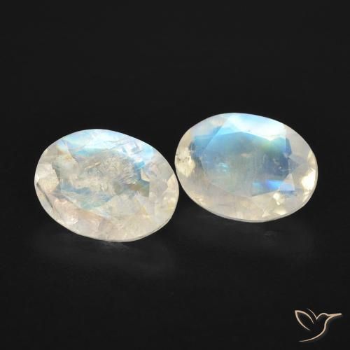 Gemme di Pietra di luna arcobaleno Bianco bluastro naturale da 2.41 ct, Ovale, Trasparente