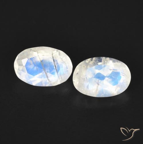 0.87ctw Naturale Bianco bluastro Pietra di luna arcobaleno, Ovale, Trasparente
