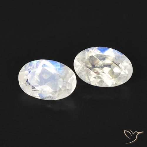 Gemme di Pietra di luna arcobaleno Bianco bluastro naturale da 0.95 ct, Ovale, Trasparente