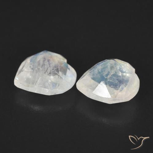 Gemme di Pietra di luna arcobaleno Bianco bluastro naturale da 1.31 ct, Cuore, Trasparente