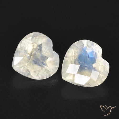 Gemme di Pietra di luna arcobaleno Bianco bluastro naturale da 1.40 ct, Cuore, Trasparente