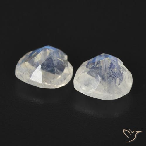 Gemme di Pietra di luna arcobaleno Bianco bluastro naturale da 1.40 ct, Cuore, Trasparente