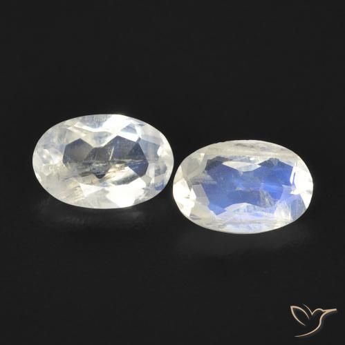 0.73ctw Naturale Bianco bluastro Pietra di luna arcobaleno, Ovale, Trasparente