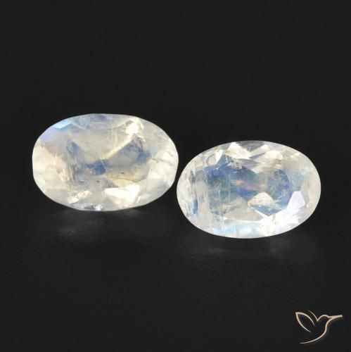 0.88ctw Naturale Bianco bluastro Pietra di luna arcobaleno, Ovale, Trasparente