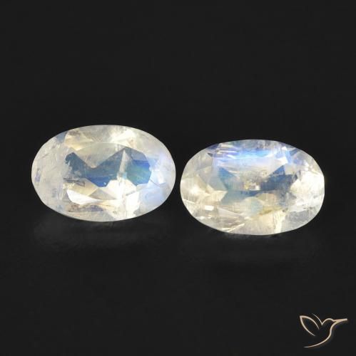 0.80ctw Naturale Bianco bluastro Pietra di luna arcobaleno, Ovale, Trasparente