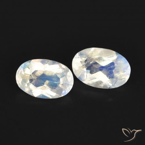 Gemme di Pietra di luna arcobaleno Bianco bluastro naturale da 0.89 ct, Ovale, Trasparente