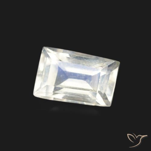 Pietra di luna arcobaleno Bianco bluastro naturale da 0.60 ct, Taglio a baguette, Trasparente