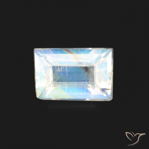 0.47ct Naturale Bianco bluastro Pietra di luna arcobaleno, Taglio a baguette, Trasparente