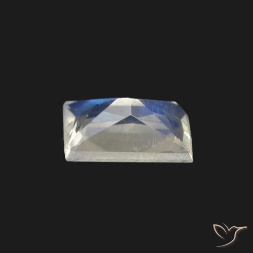 Pietra di luna arcobaleno Bianco bluastro naturale da 0.39 ct, Taglio a baguette, Trasparente