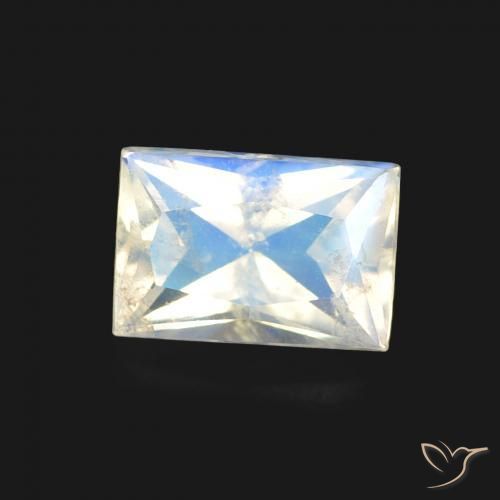 Pietra di luna arcobaleno Bianco bluastro naturale da 0.56 ct, Taglio a baguette, Trasparente