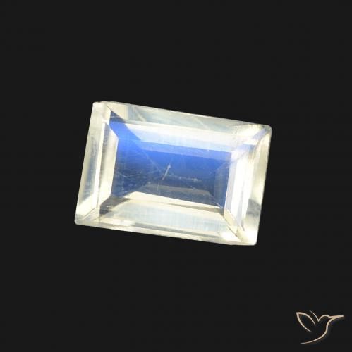Pietra di luna arcobaleno Bianco bluastro naturale da 0.72 ct, Taglio a baguette, Trasparente