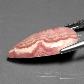 Rodocrosite naturale multicolore da 22,38 ct, taglio a pera, opaco