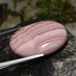 Rodocrosite naturale multicolore da 20,56 ct, taglio ovale, opaco