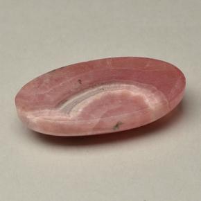 Rodocrosite naturale multicolore da 31,42 ct, taglio ovale, traslucido