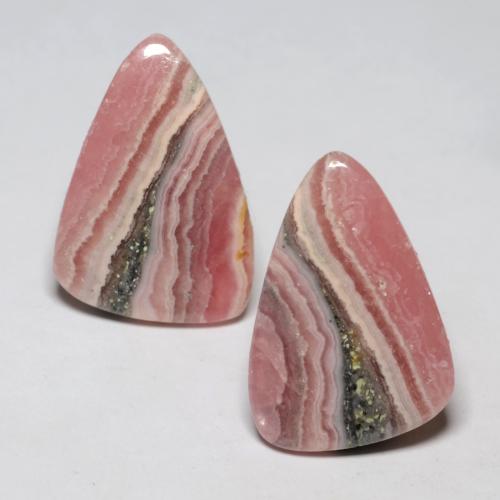 Rodocrosite naturale multicolore da 18,29 ct, forma fantasia, traslucido