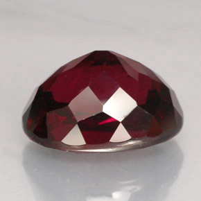 Granato rodolite naturale rosso da 9,79 ct, taglio ovale, VS-SI