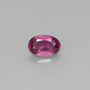 Granato Rodolite Rosa violaceo naturale da 0.66 ct, Taglio ovale, VVS-VS