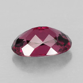 Granato Rodolite Rosso lampone naturale da 1.91 ct, Taglio ovale, VS