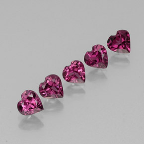Granato rodolite naturale rosso da  ct, a forma di cuore, VS