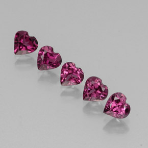 Granato rodolite naturale rosso da  ct, a forma di cuore, VS