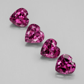 Granato rodolite naturale rosso da  ct, a forma di cuore, VS