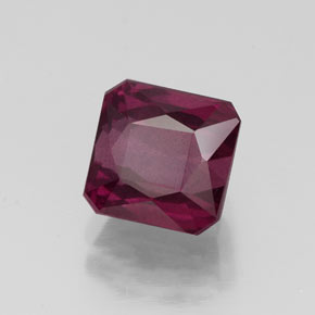 Granato rodolite naturale rosso da 2,40 ct, taglio smeraldo, VS-SI