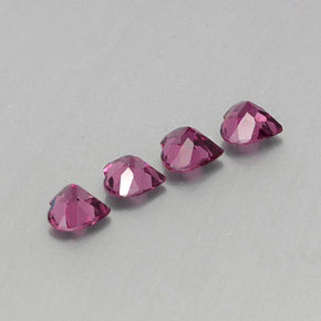 Granato rodolite naturale viola da  ct, a forma di cuore, VVS-VS