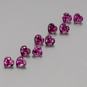 Granato rodolite naturale rosso da  ct, a forma di cuore, VVS-VS