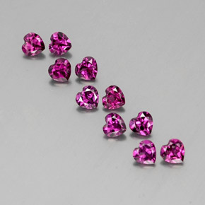 Granato rodolite naturale rosso da  ct, a forma di cuore, VVS-VS