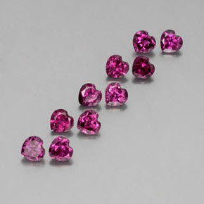 Granato rodolite naturale rosso da  ct, a forma di cuore, VVS-VS