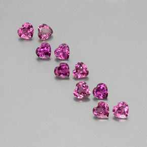 Granato rodolite naturale rosso da  ct, a forma di cuore, VVS-VS