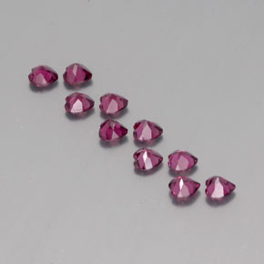 Granato rodolite naturale rosso da  ct, a forma di cuore, VVS-VS